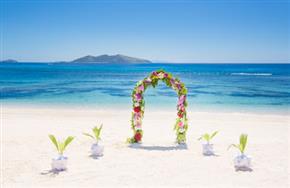 Mana Island Resort Weddings 450px