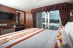 Aranui_Cruises_Presidential_Suite_Balcony_01