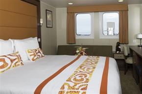 Aranui_Cruises_Junior_Suite_with_out_Balcony_01